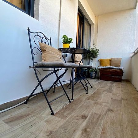 Apartment With Balcony And Free Parking زادار المظهر الخارجي الصورة